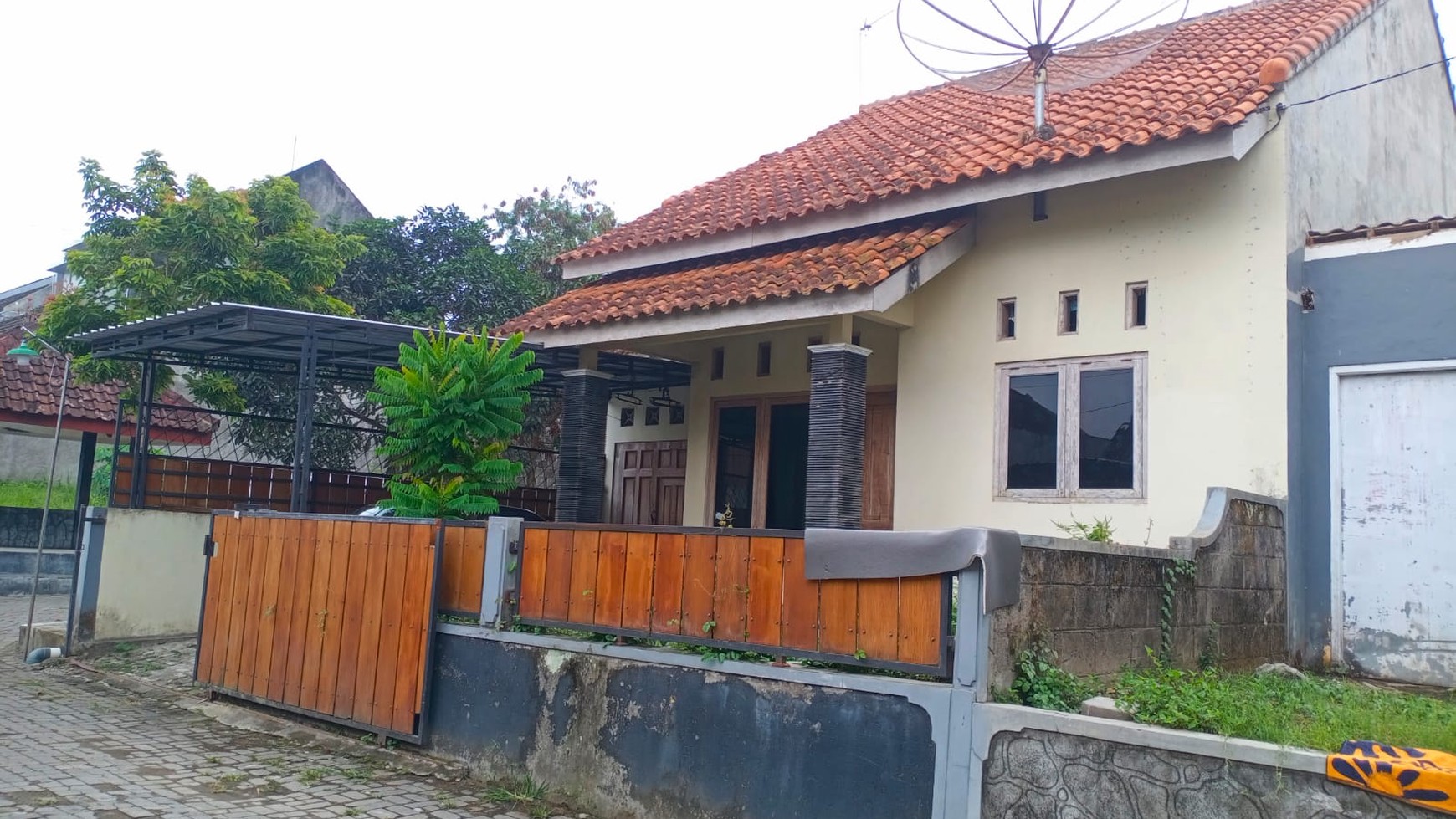 Rumah Tinggal Dalam Perum Pesona Tirtoadi Mlati Sleman 