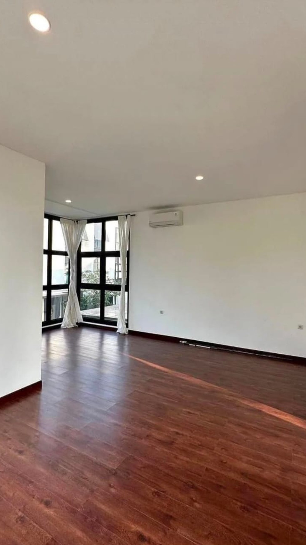 Rumah Bagus Di The Residence Kemang Jakarta Selatan