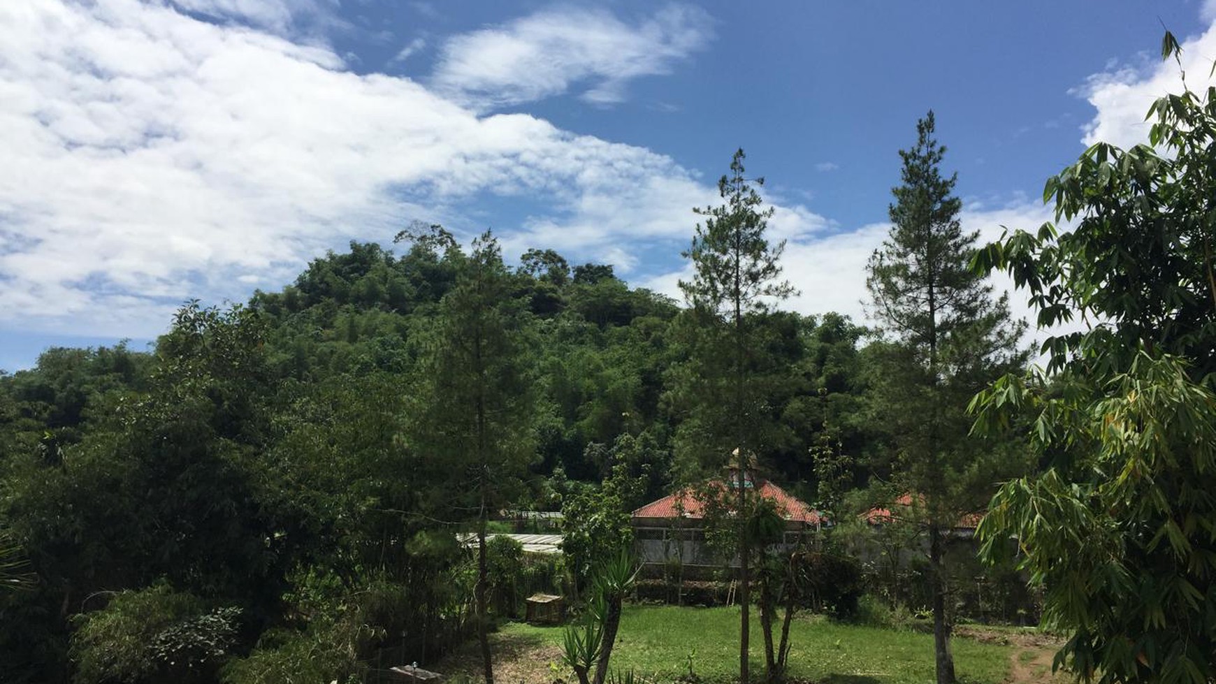 Dijual Villa di daerah Puncak