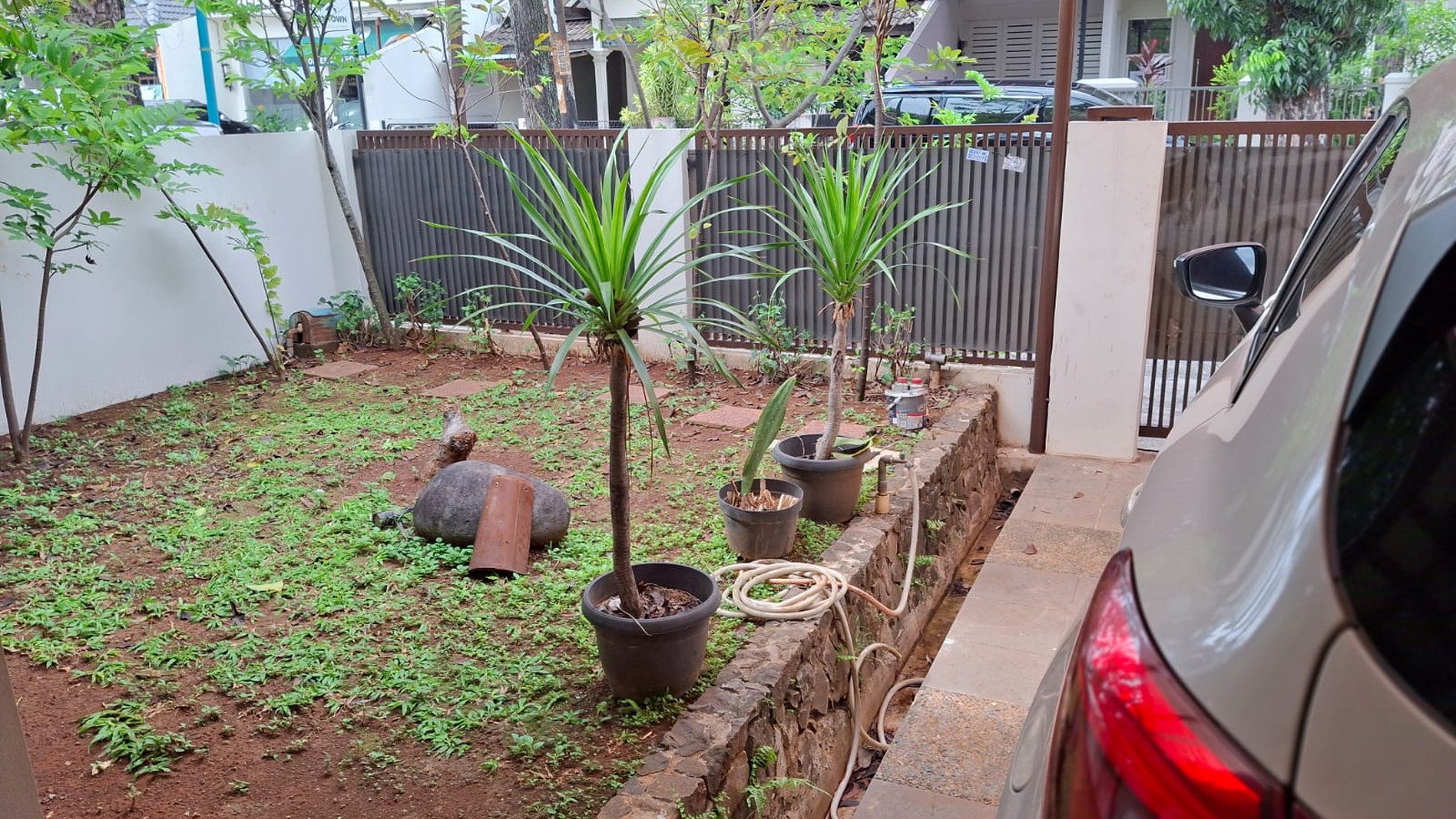 Rumah bisa untuk usaha di BSD Griya Loka