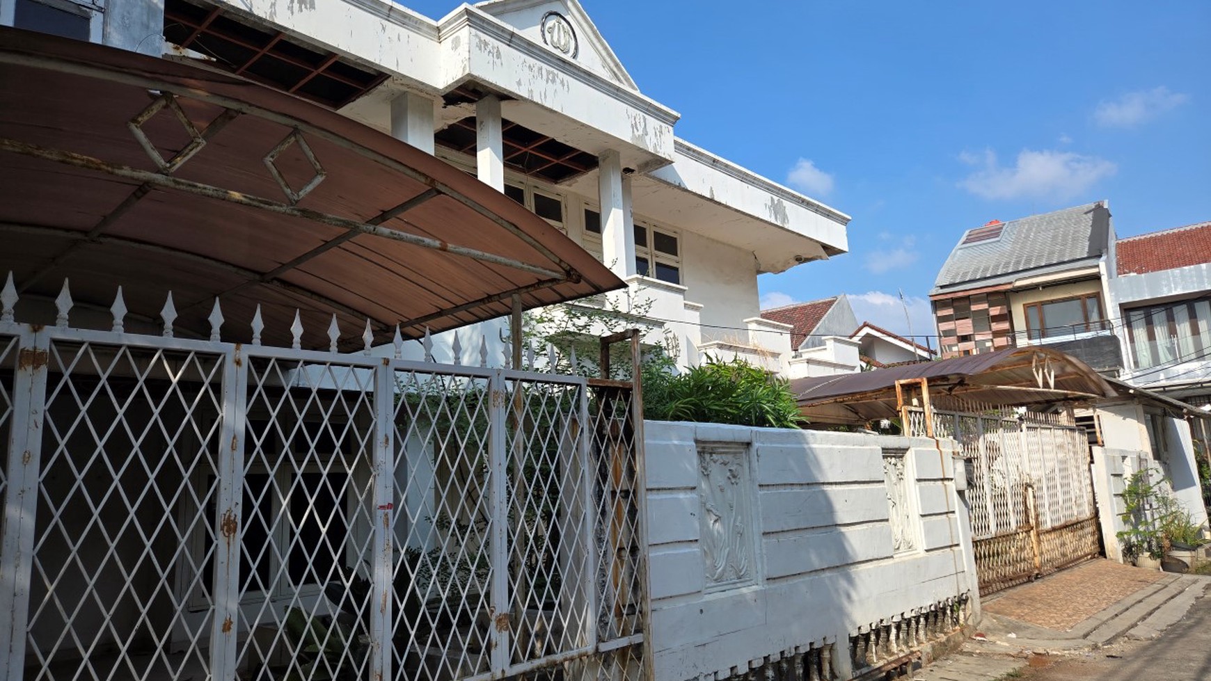 Dijual murah Rumah Kelapa Gading di bawah NJOP, hitung tanah, Jakarta Utara