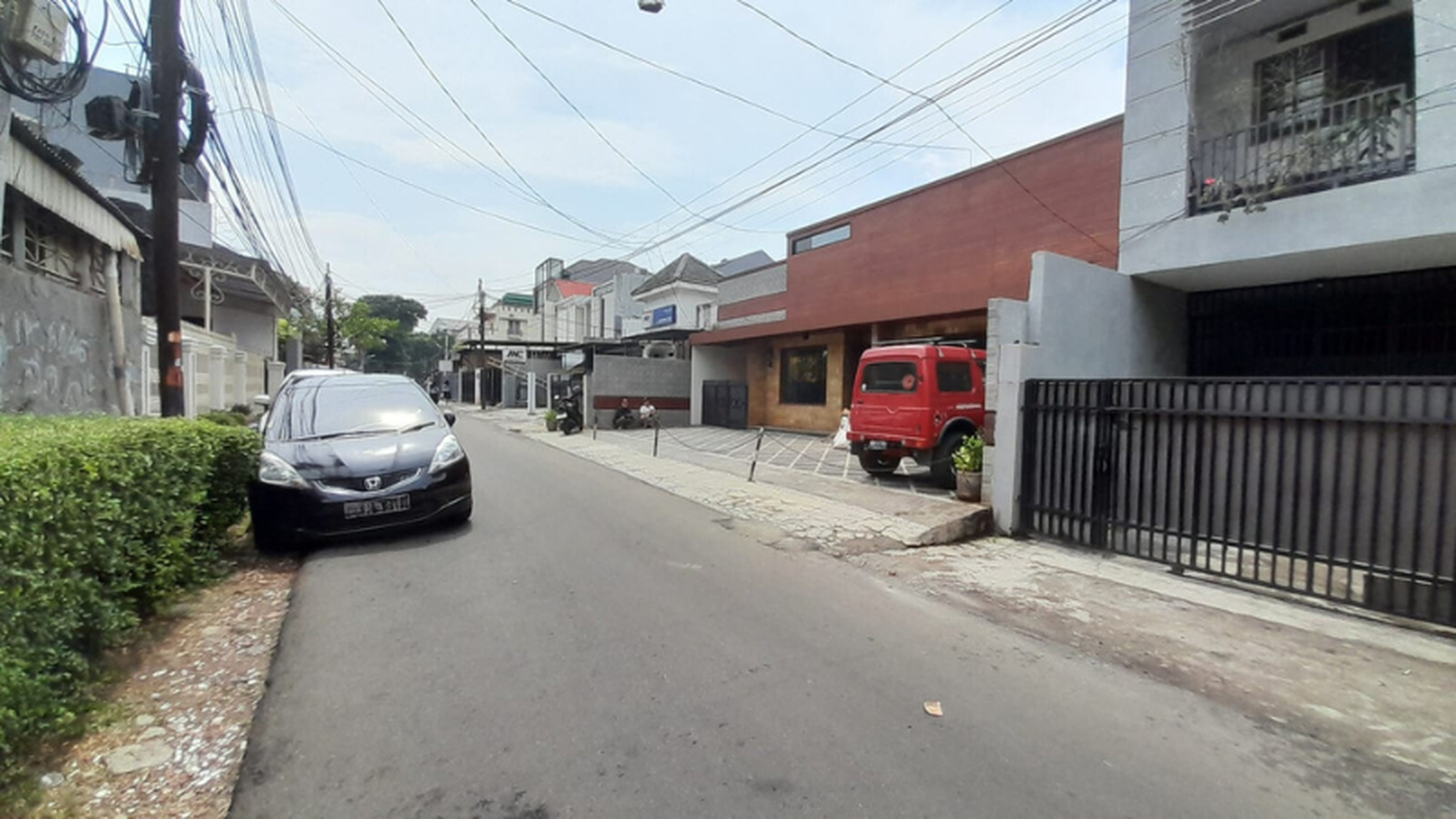 Rumah Hitung Tanah Area Cipete