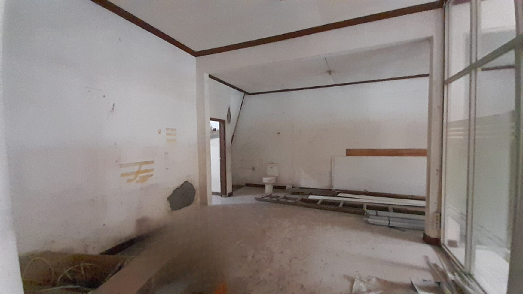 Rumah Hitung Tanah Area Cipete