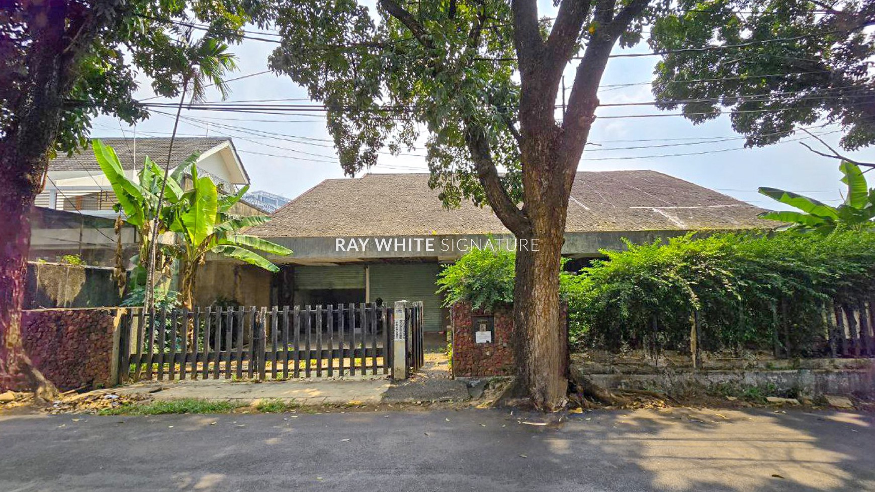 Rumah Hitung Tanah Area Cipete