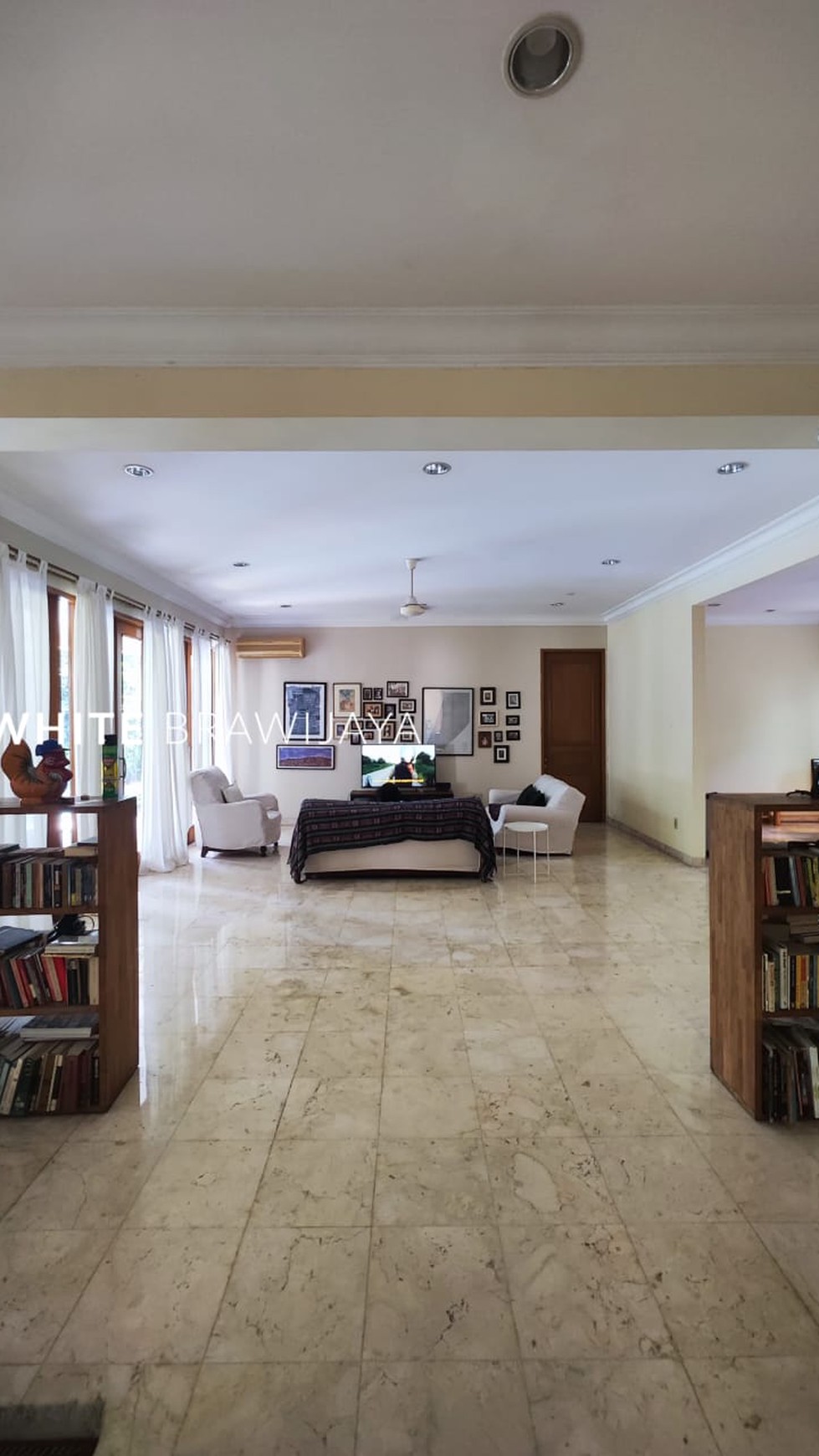 Rumah Hitung Tanah Area Cipete