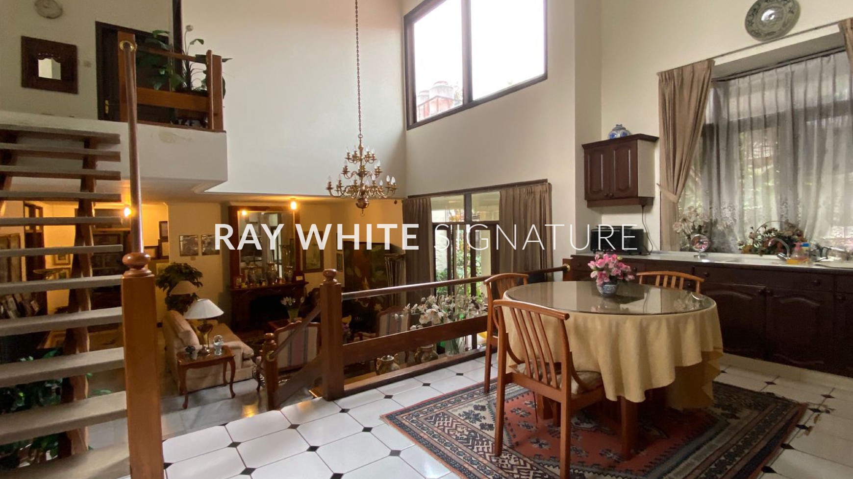 Rumah Hitung Tanah Area Cipete