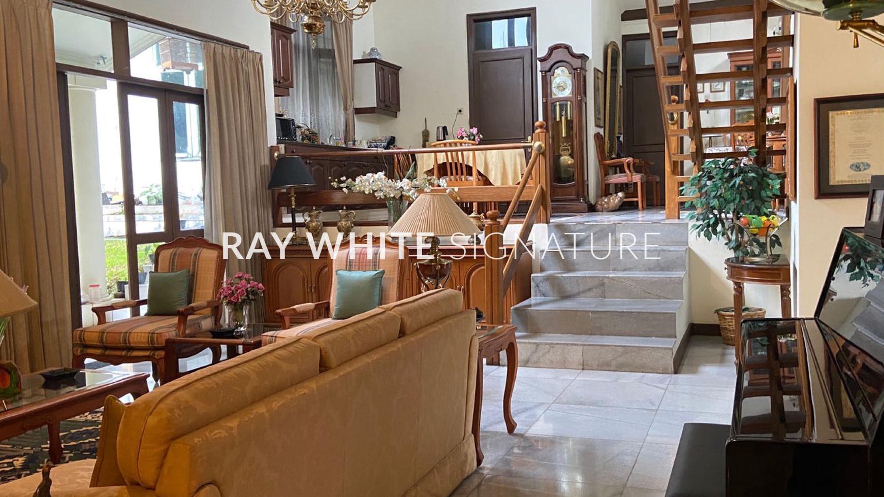 Rumah Hitung Tanah Area Cipete