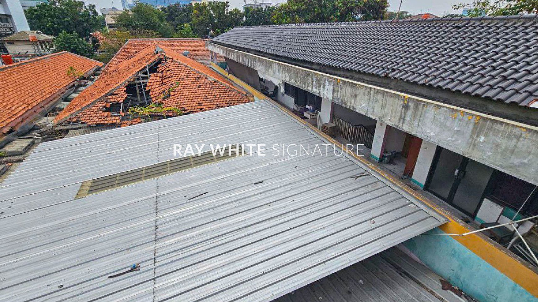 Rumah Hitung Tanah Area Cipete