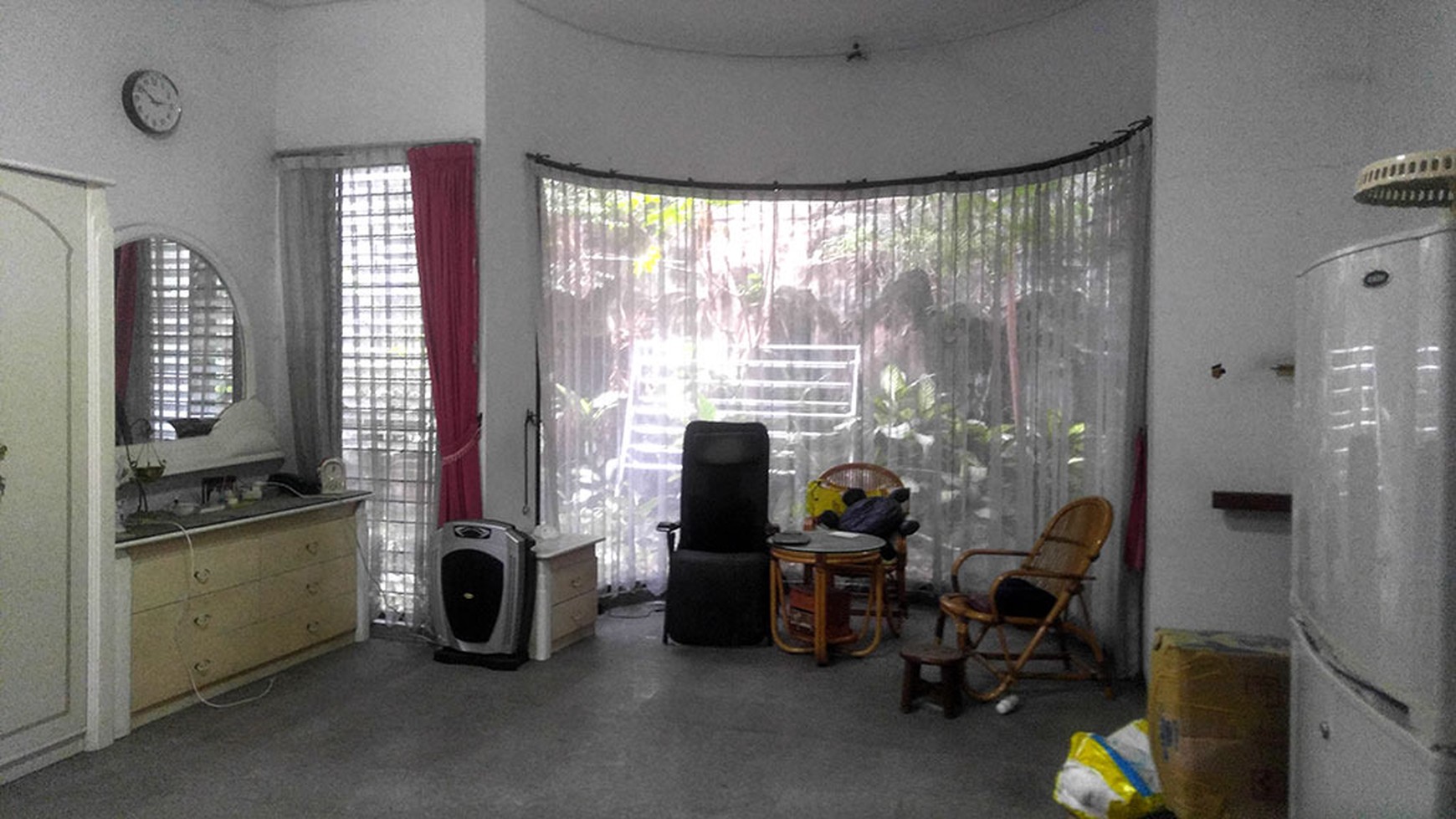 DIJUAL RUMAH BHAKTI HUSADA LUAS 616 M2, DEKAT UNAIR, DEKAT DHARMAHUSADA, DEKAT KERTAJAYA