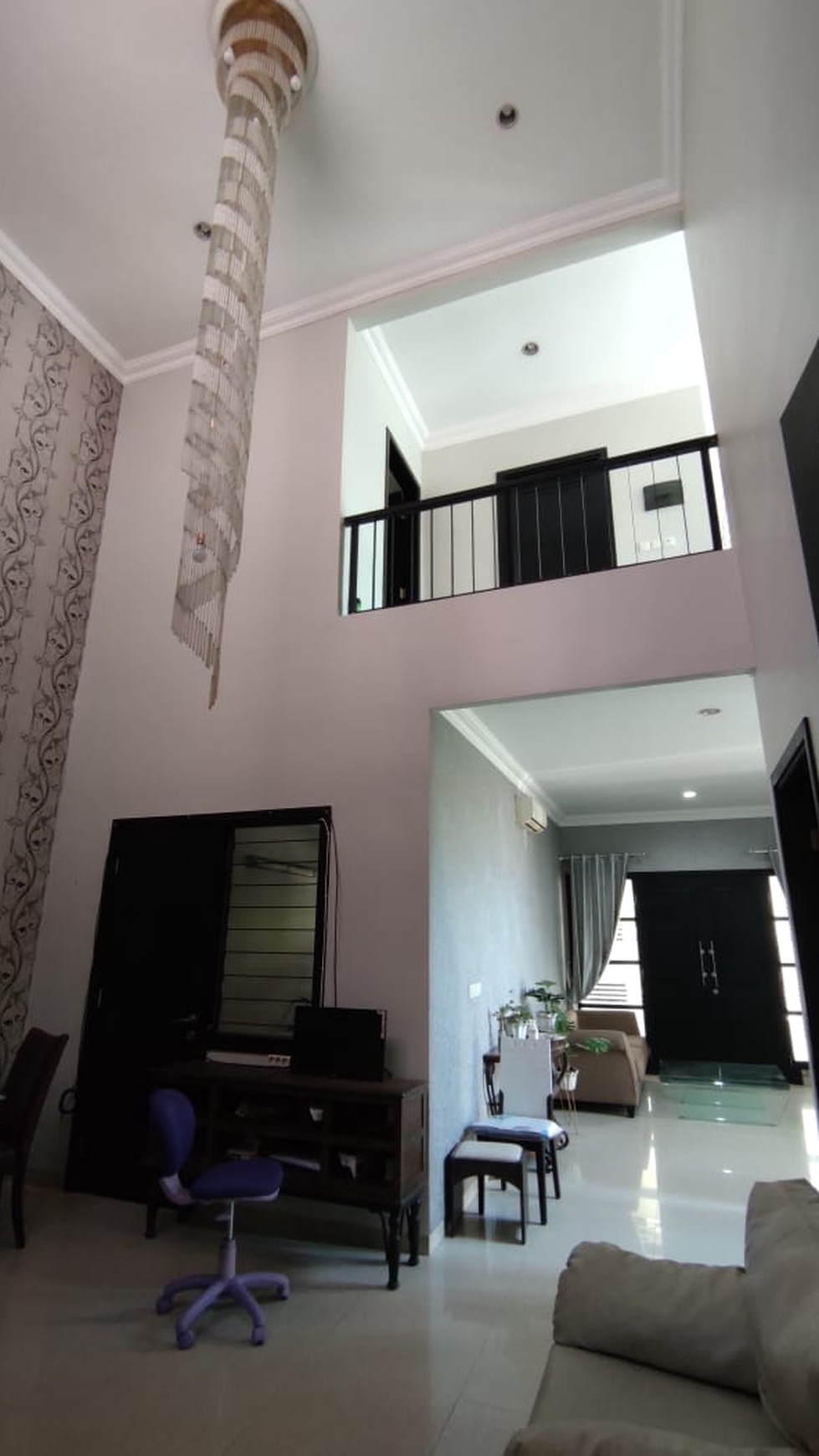 Disewakan Rumah Minimalis 2 Lt di Central Park Ahmad Yani