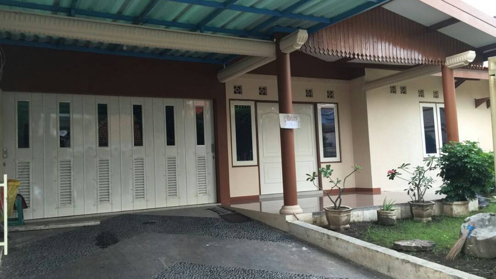 Dijual Cepat Rumah Asri - Pucang Anom Timur II Surabaya Timur(100m dari Raya Pucang Anom Timur)