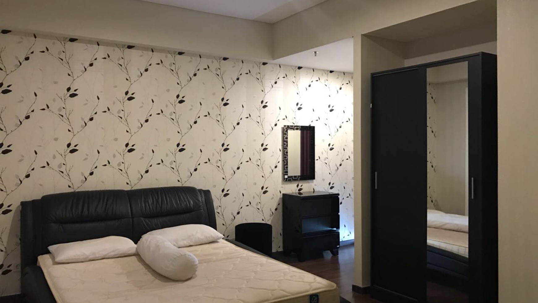 APARTEMEN SEWA TRILLIUM  FURNISHED 2 BR LUAS 90 M2