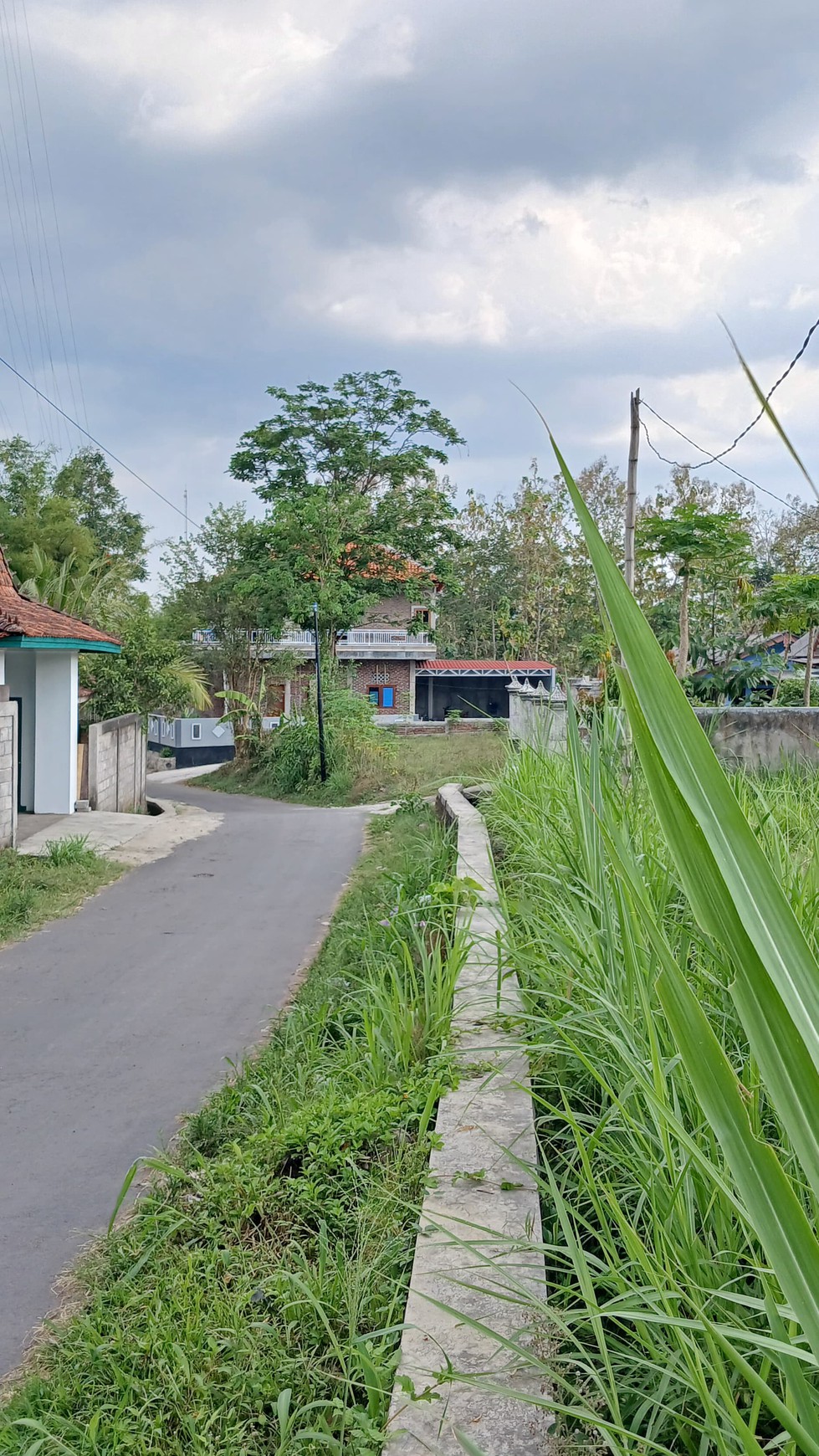 Tanah Sawah Luas 834 Meter Persegi Lokasi Dekat Kampus UII Ngaglik Sleman 