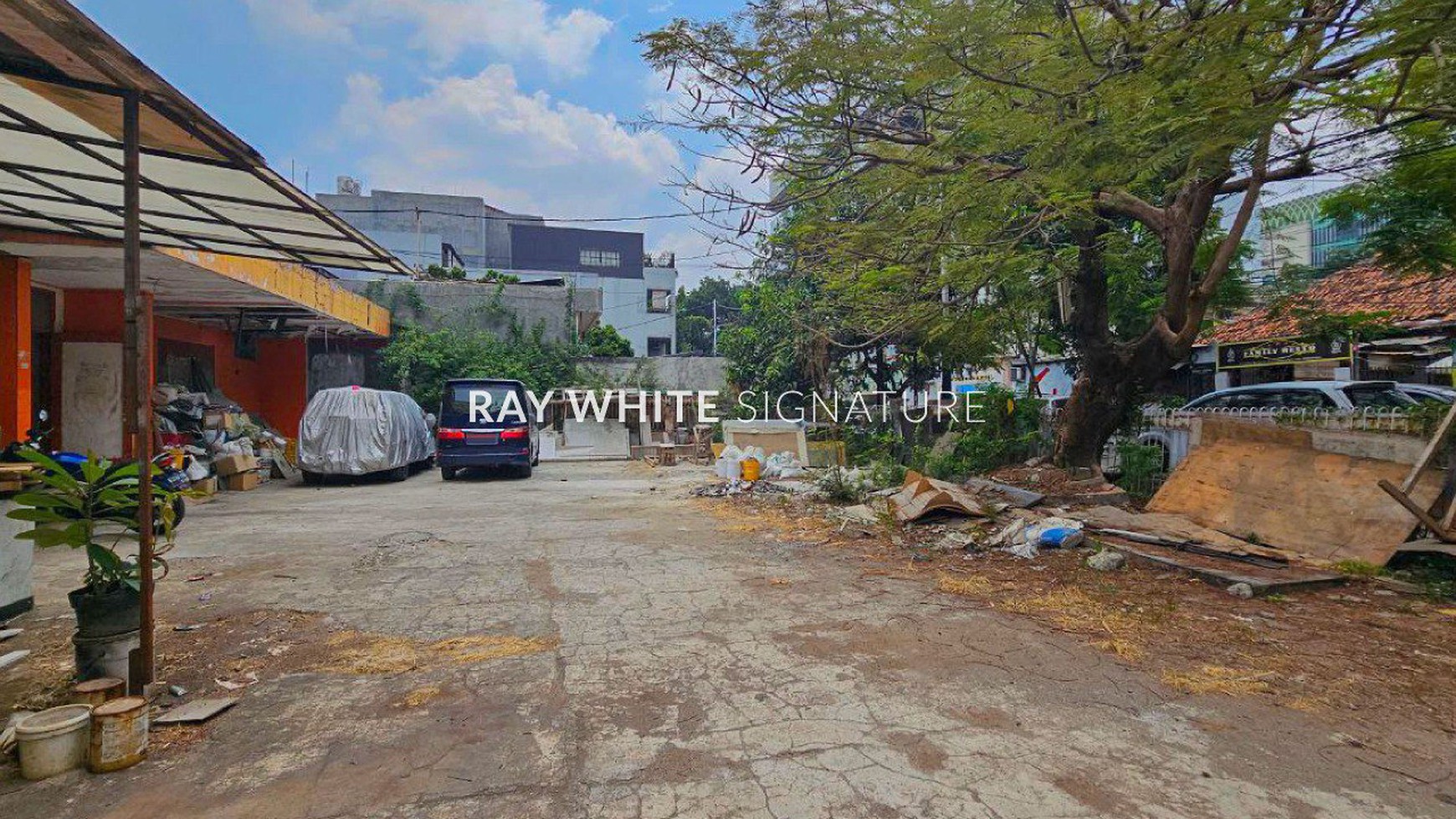 Tanah dan Bangunan Komersil di Jl Kramat V Dekat Senen