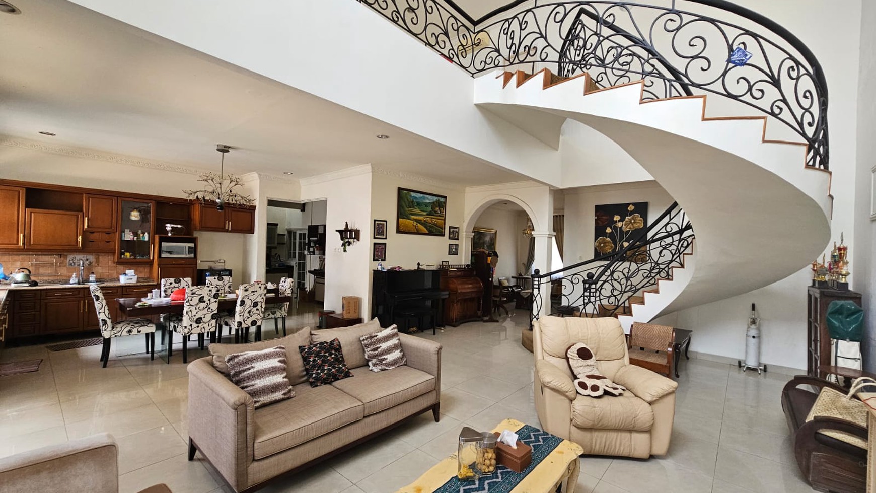 Rumah Hitung Tanah Area Cipete