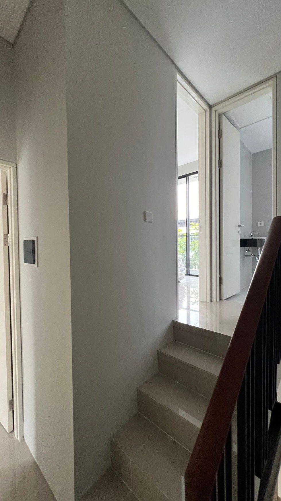 MURAH Dijual Rumah North West Central Citraland BONUS FULL FURNITURE Modern Baru dekat North West Lake, North West Park, North West Hill  Sekolah Citra Berkat, Bukit Palma Citraland