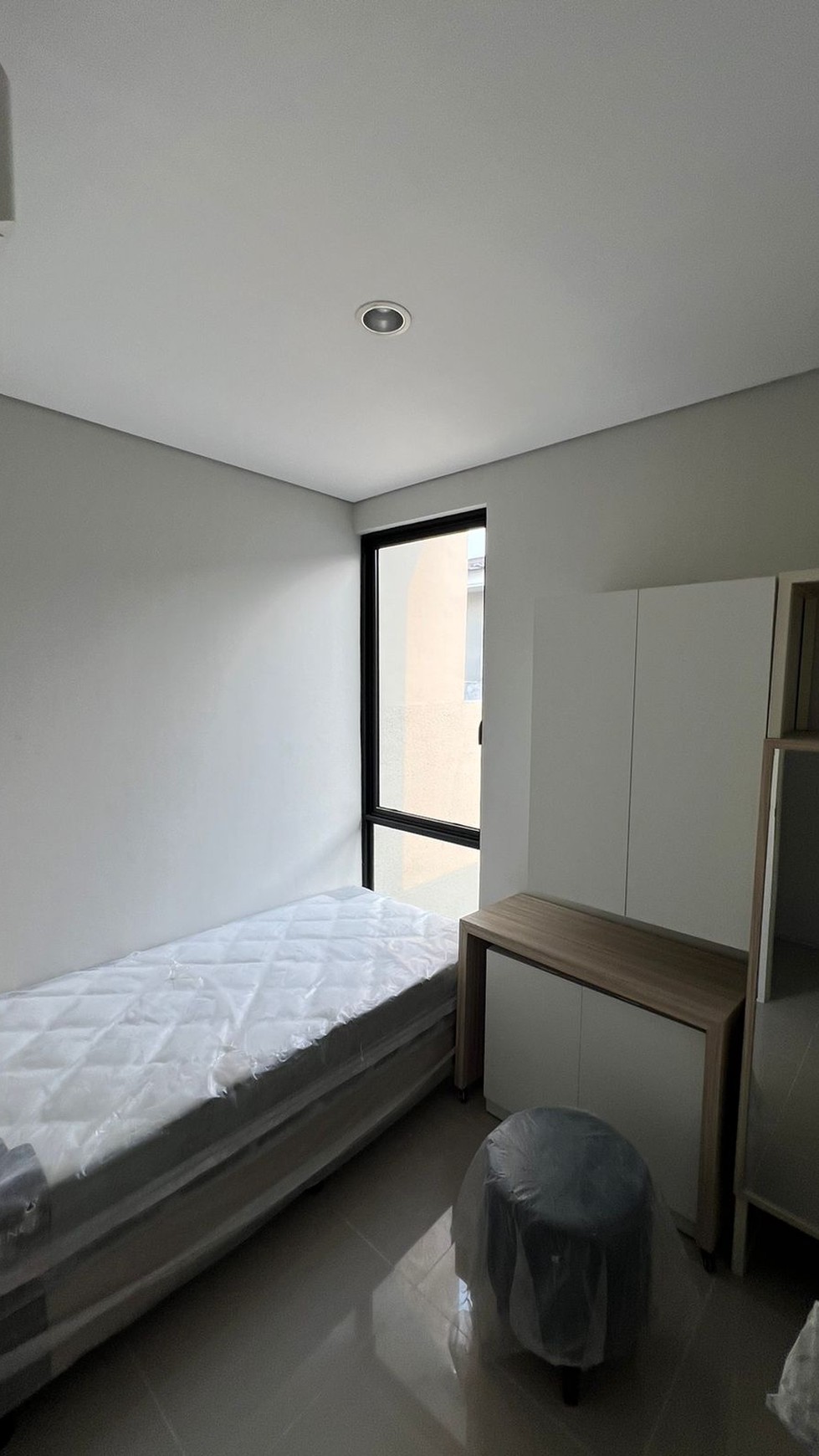 MURAH Dijual Rumah North West Central Citraland BONUS FULL FURNITURE Modern Baru dekat North West Lake, North West Park, North West Hill  Sekolah Citra Berkat, Bukit Palma Citraland