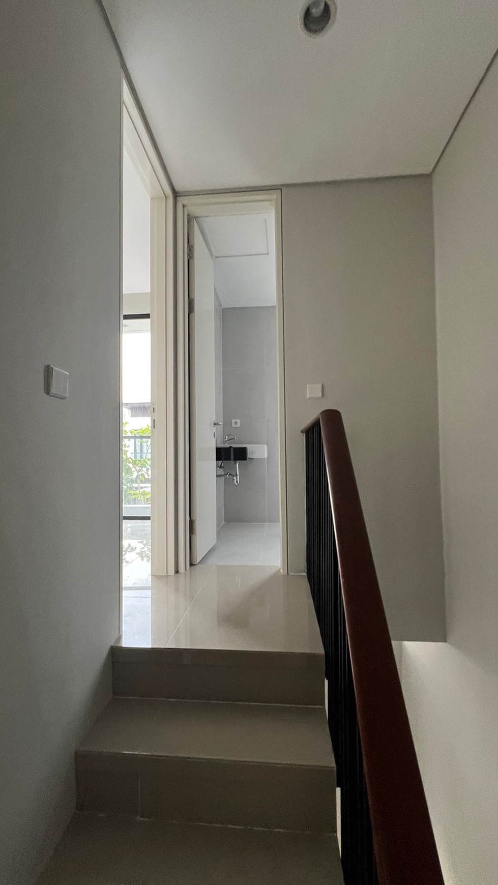 MURAH Dijual Rumah North West Central Citraland BONUS FULL FURNITURE Modern Baru dekat North West Lake, North West Park, North West Hill  Sekolah Citra Berkat, Bukit Palma Citraland