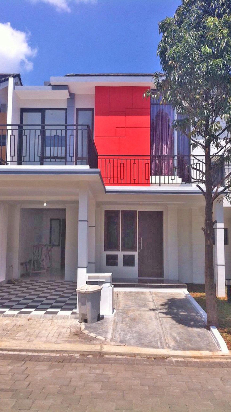 Rumah 2 lantai di Cluster Fiore Foresta BSD