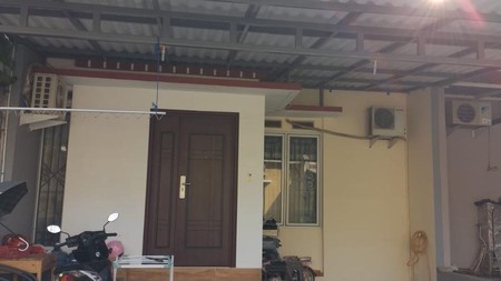 Rumah Siap Huni dengan Ceiling Tinggi dan Hunian Nyaman @Ciputat