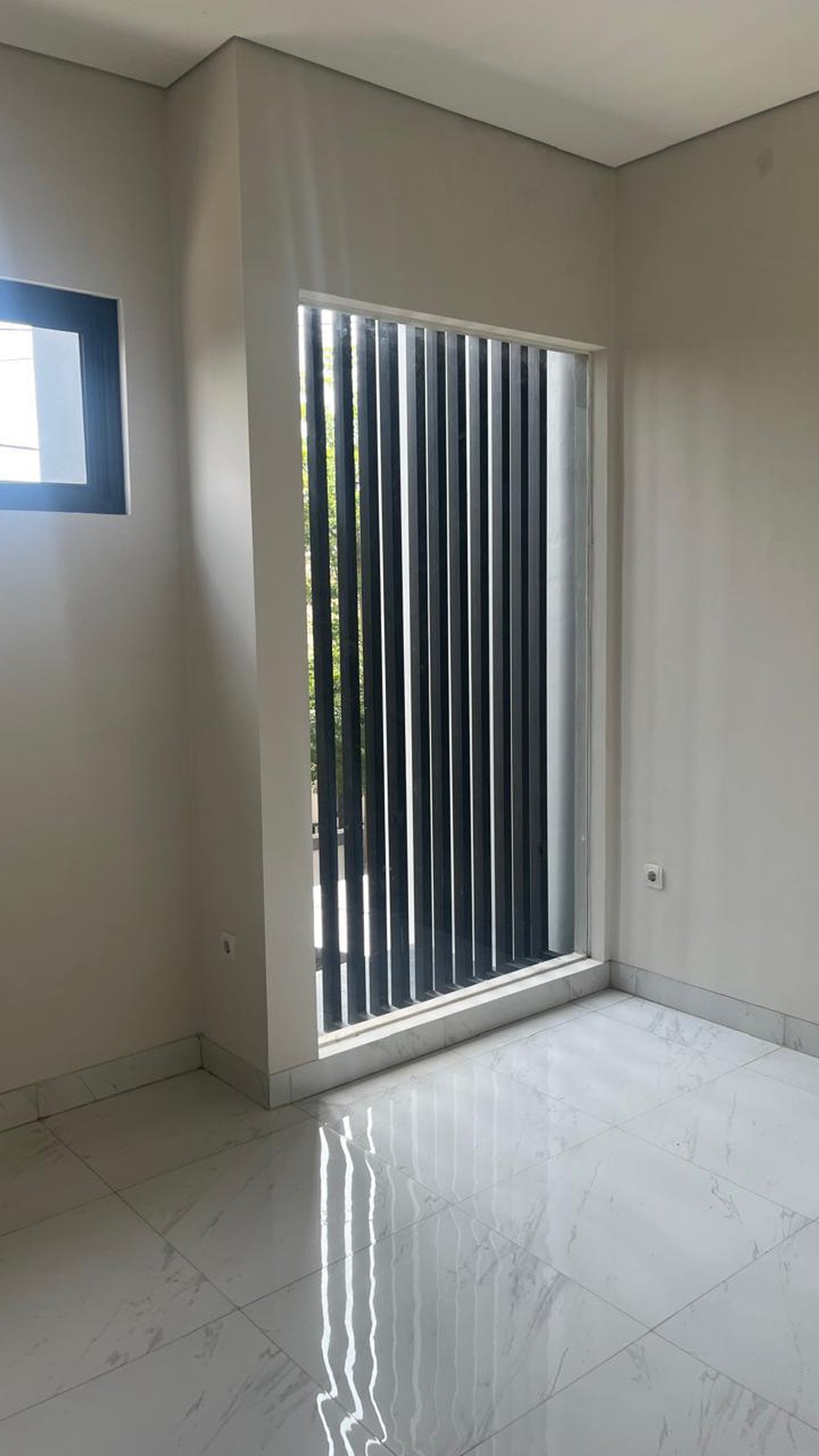 Hot Rent. Rumah modern Remboelan Residence, Buaran Tangsel