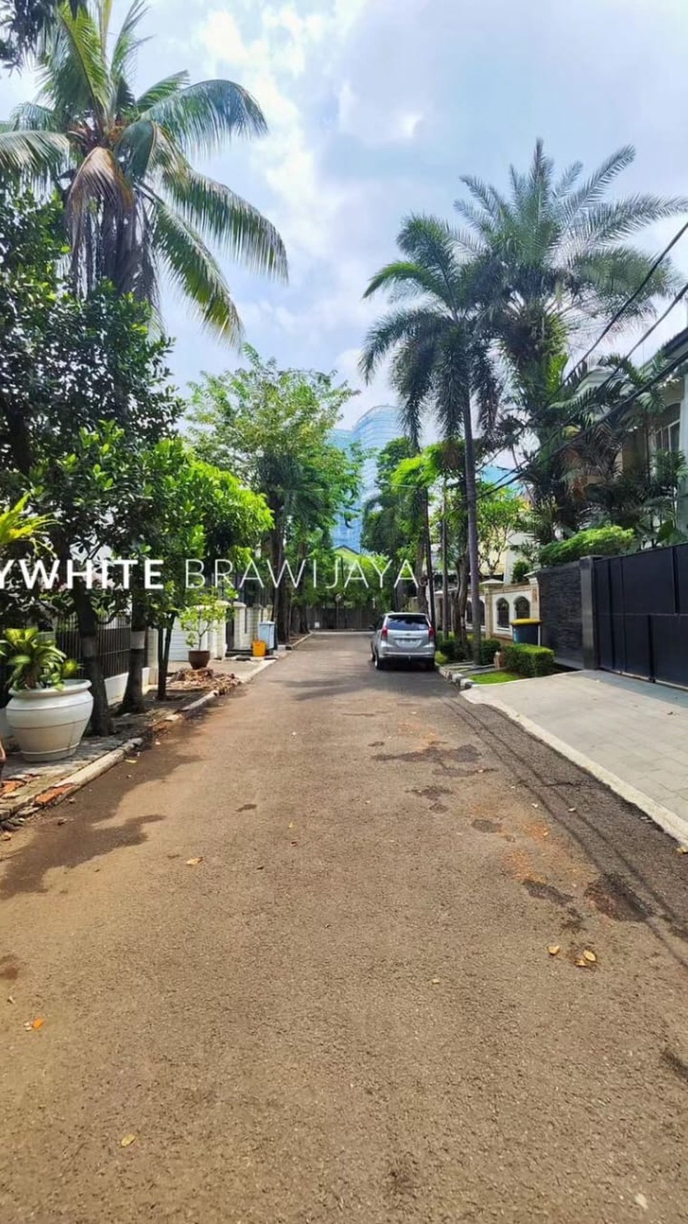 Rumah Hitung Tanah Area Cipete