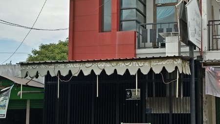 Dijual dan Disewakan  Ruko Raya Kedung Asem