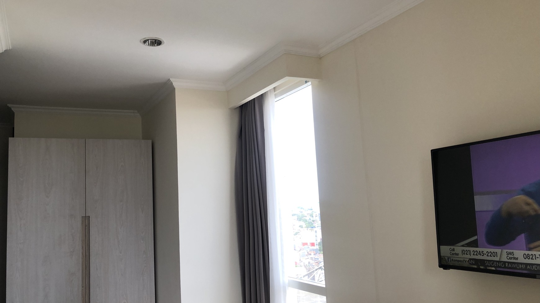 Menteng Park 1BR Fully Furnished Corner Unit