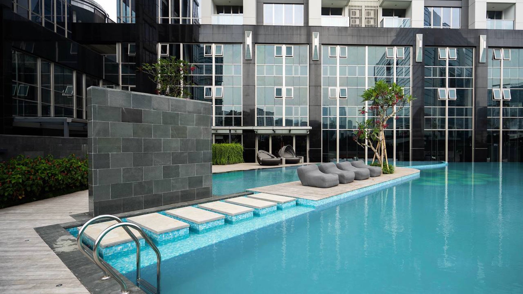 The Elements Kuningan - 2BR Brand New Fully Furnished