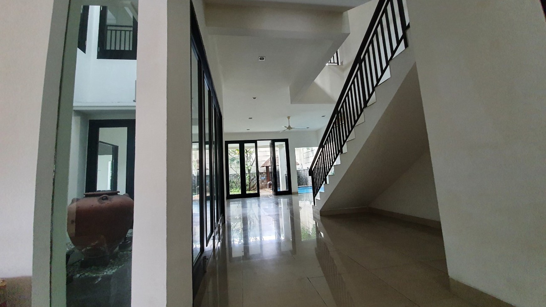 Rumah Siap Huni Jl. Kemang