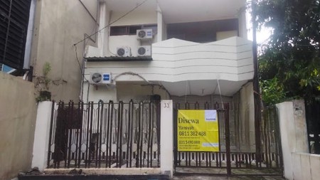 Disewakan Rumah Tengah Kota Cocok Untuk kantor Jl. Irian Barat - Surabaya