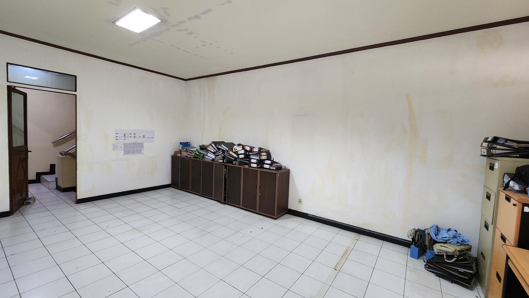 Dijual Cepat Ruko 2m an Cocok Buat Kantor Jalan Ngagel Rejo Samping Novehotel