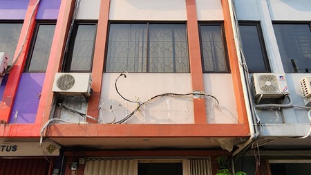 Dijual Cepat Ruko 2m an Cocok Buat Kantor Jalan Ngagel Rejo Samping Novehotel