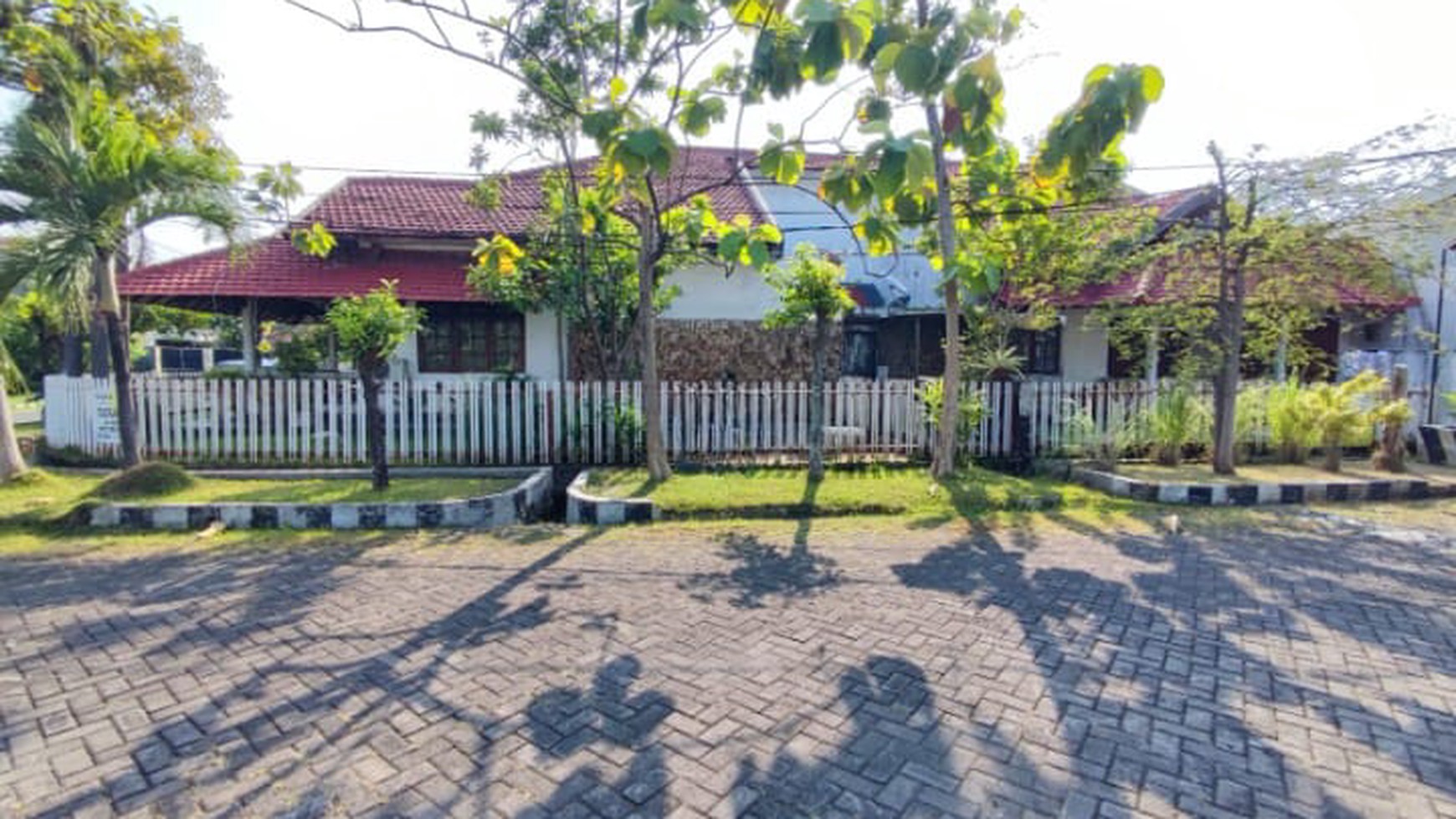 Dijual Cepat Rumah Hook Istimewa Jl. Jemursari Selatan, Surabaya Selatan