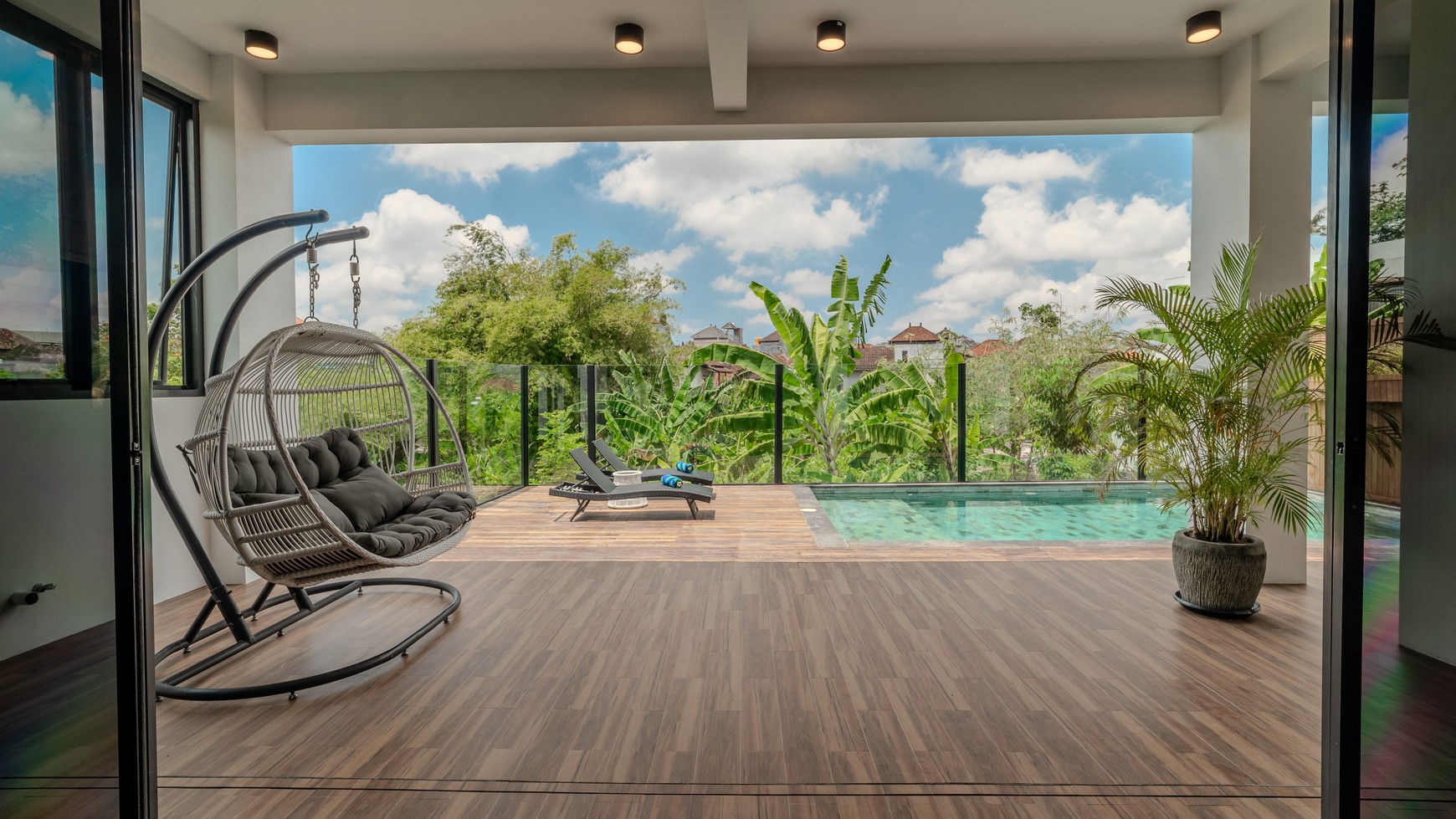 Leasehold 3 Bedrooms Stunning Villa in Canggu Bali - Your Dream Home Awaits!