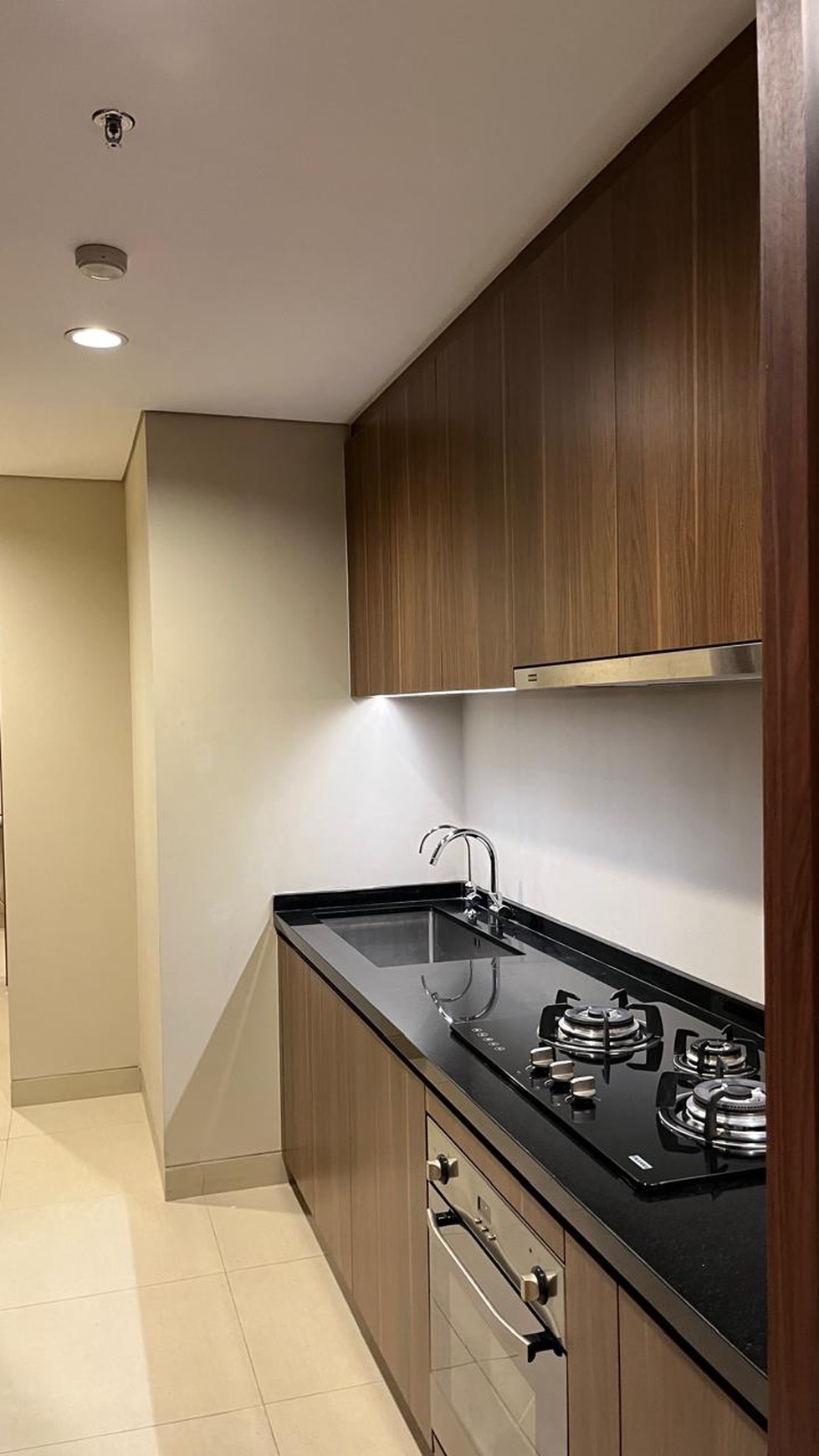 APARTEMEN DISEWA TB SIMATUPANG JAKARTA SELATAN