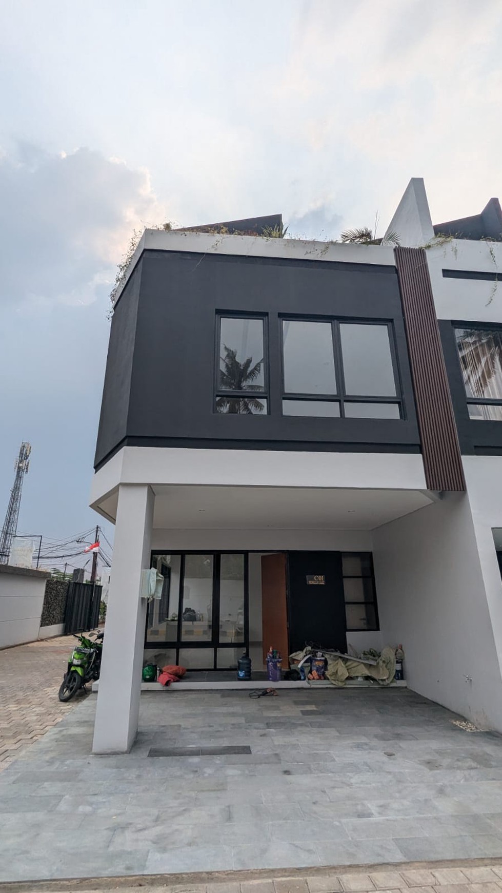 Rumah Brand New, 2 lantai, dalam Cluster di Pondok Cabe