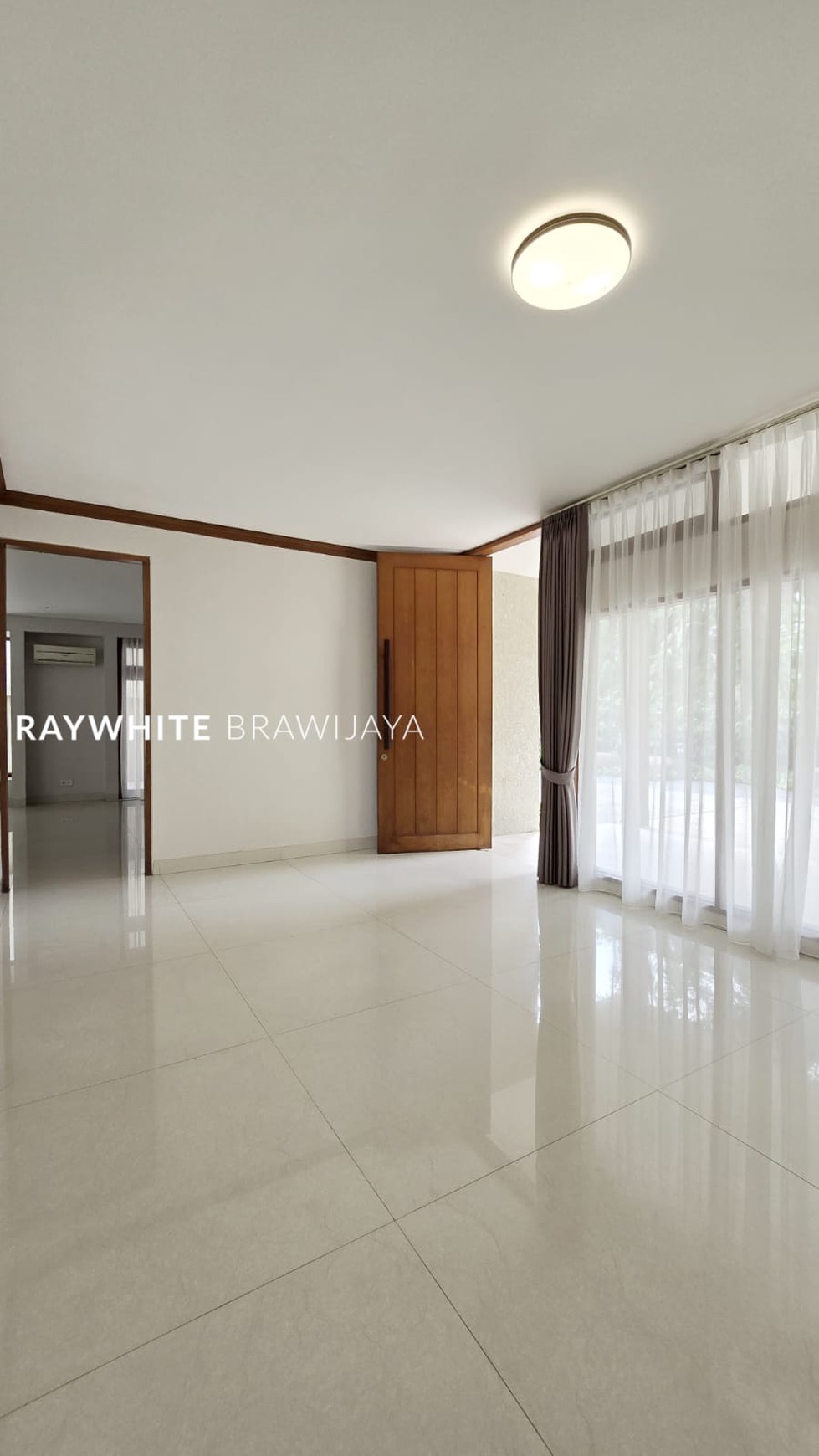 Rumah Mewah Area Brawijaya Kebayoran Baru Lingkungan Elite