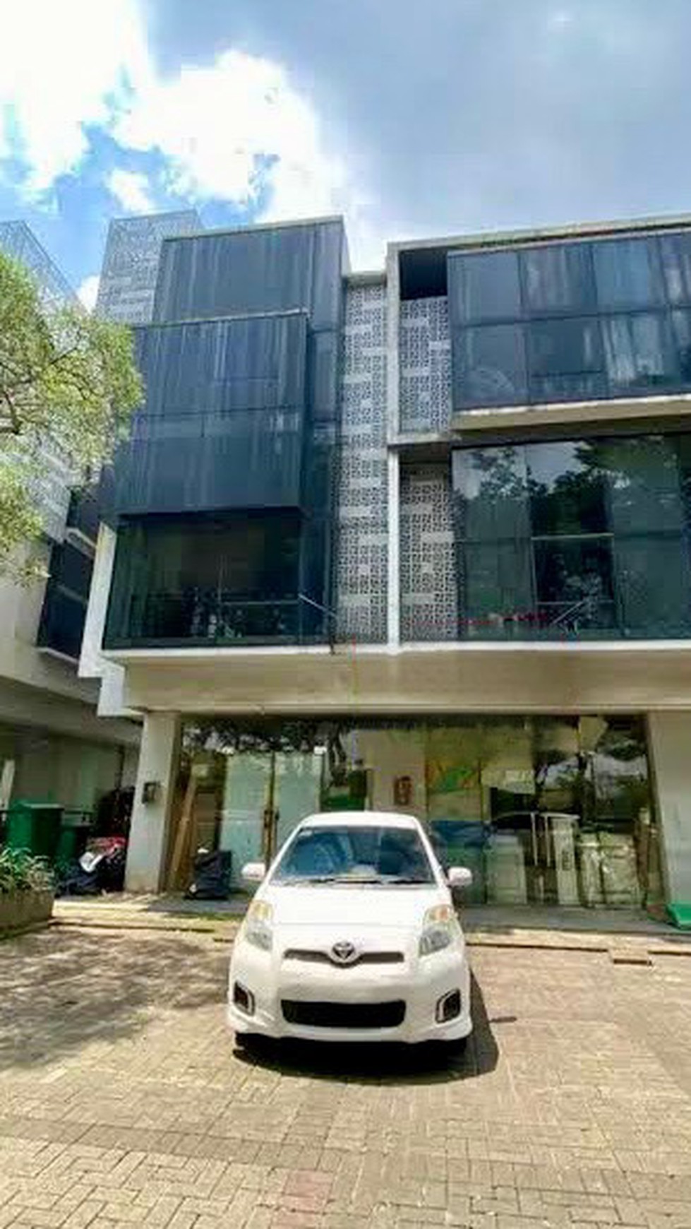 Dijual Ruko Gandeng di The Icon Business Park, BSD City