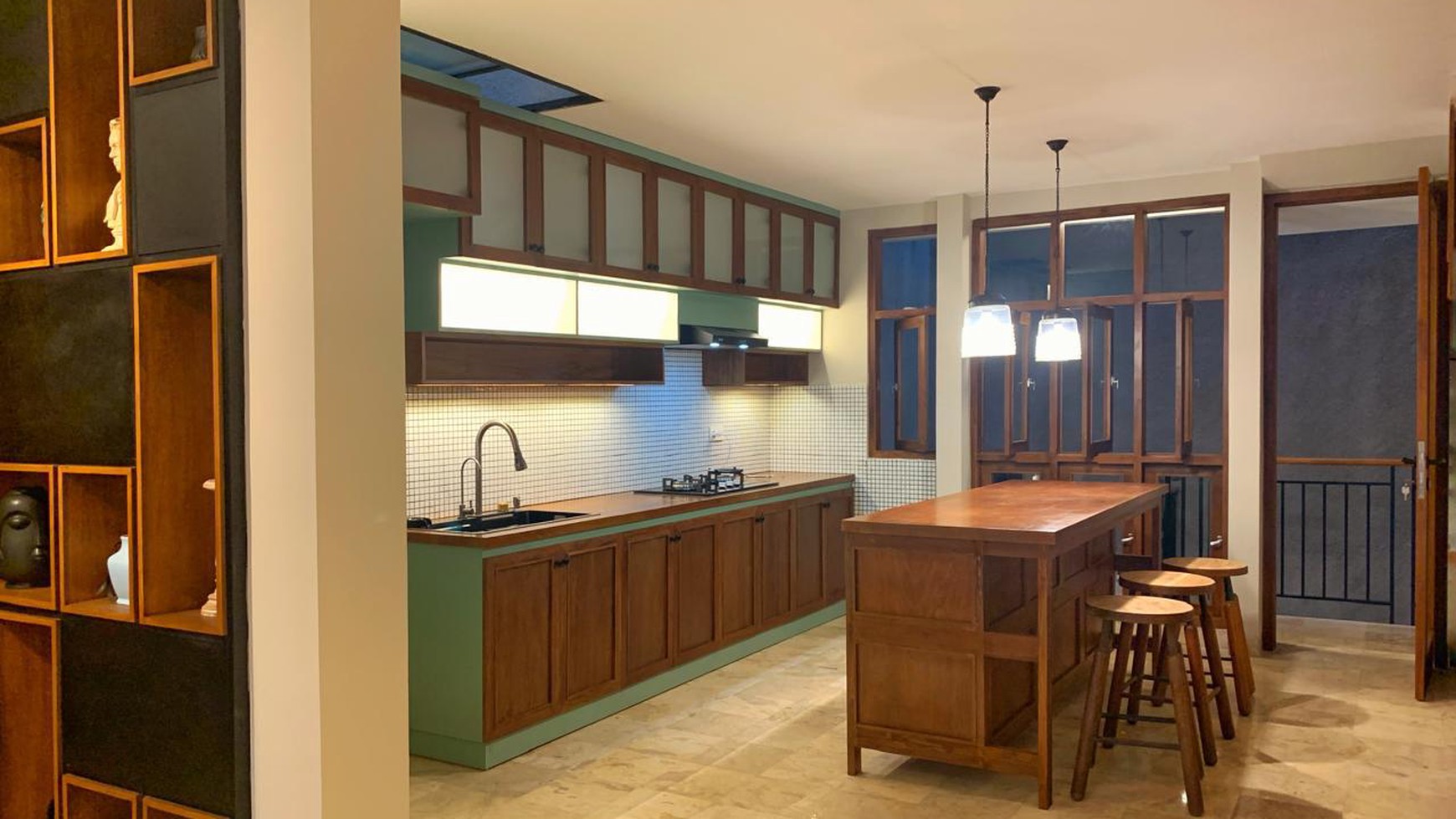 Rumah Hitung Tanah Area Cipete