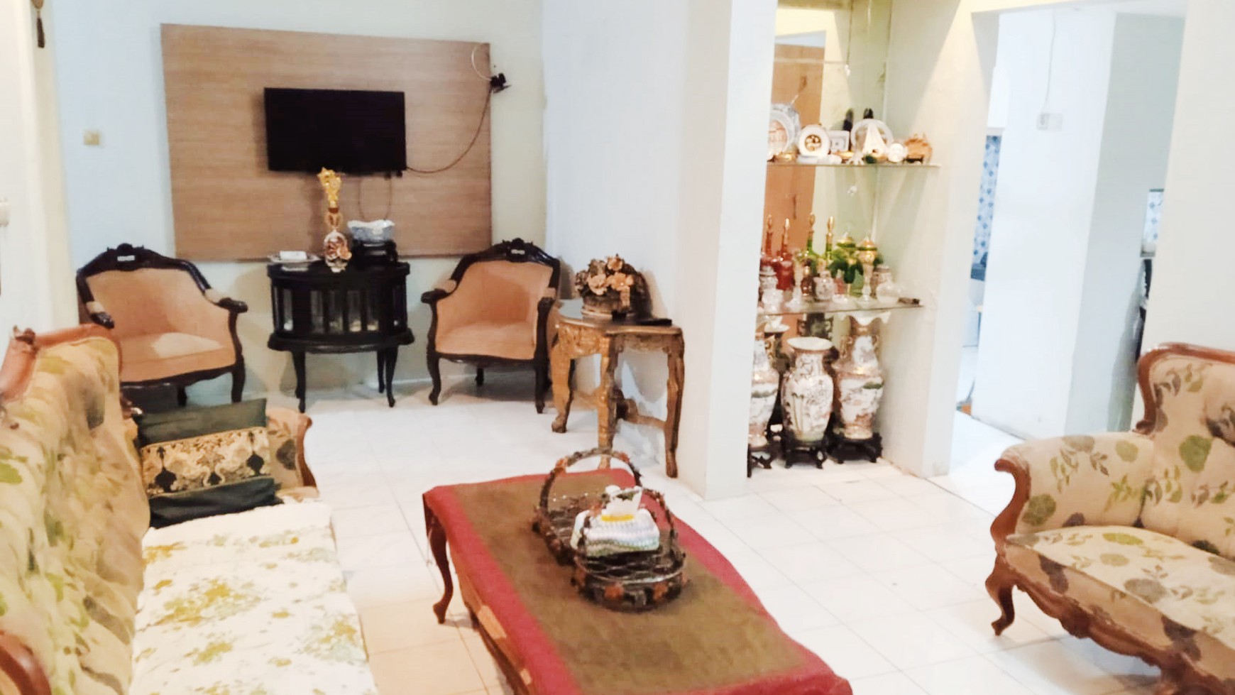 Rumah Hitung Tanah Area Cipete