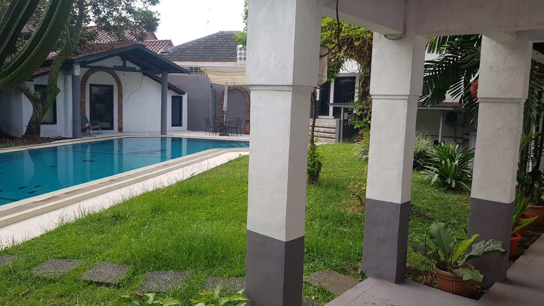 Rumah Hitung Tanah Area Cipete