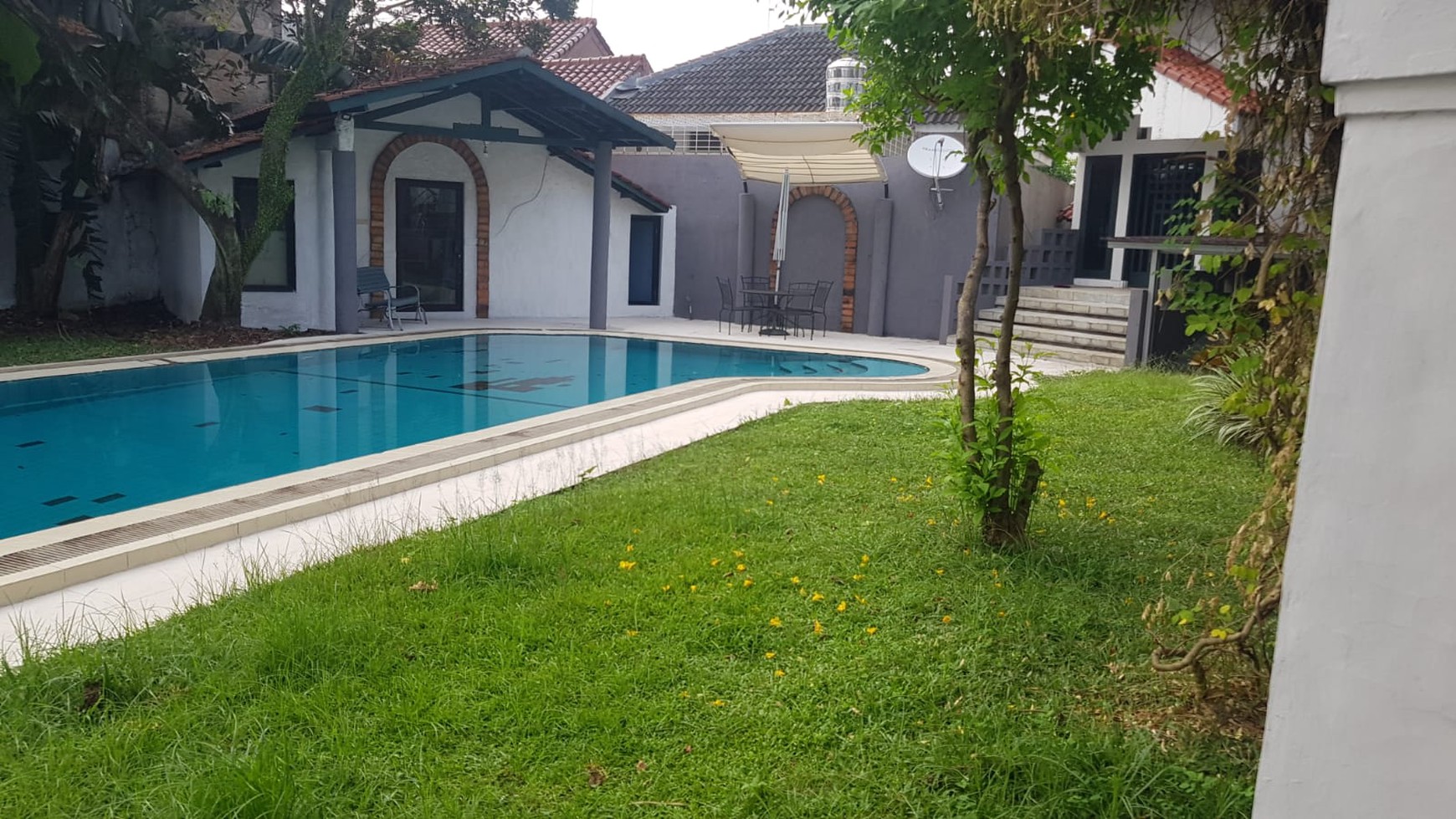 Rumah Hitung Tanah Area Cipete