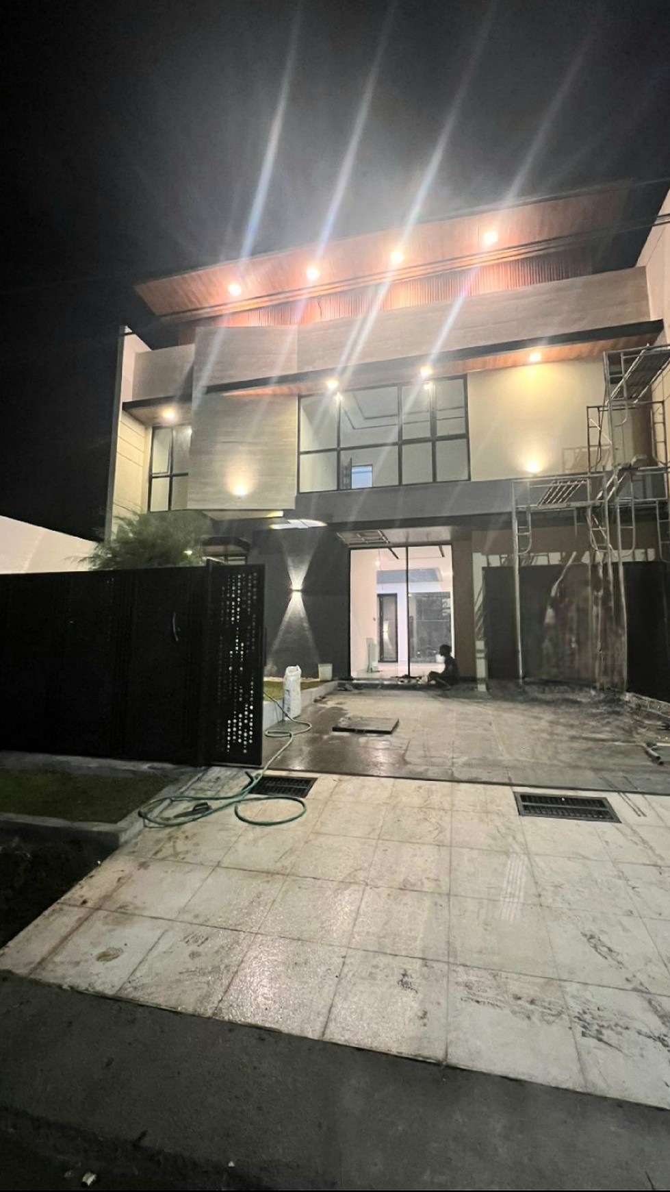 Dijual Rumah Baru Jl. Kertajaya Indah Timur - Surabaya Timur Dekat Galaxy Mall, Raya Merr