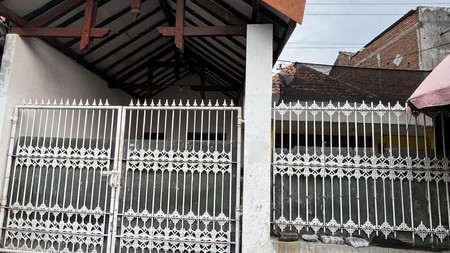 1787. Dijual Cepat Rumah itung tanah Pulo Wonokromo Ngagel Surabaya 