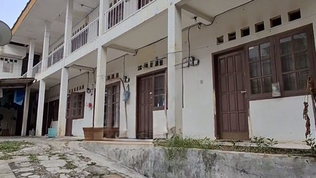 Rumah kost dengan 12 kamar di Bintaro