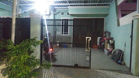 1792. Dijual Rumah Puri Kencana Karah Surabaya 