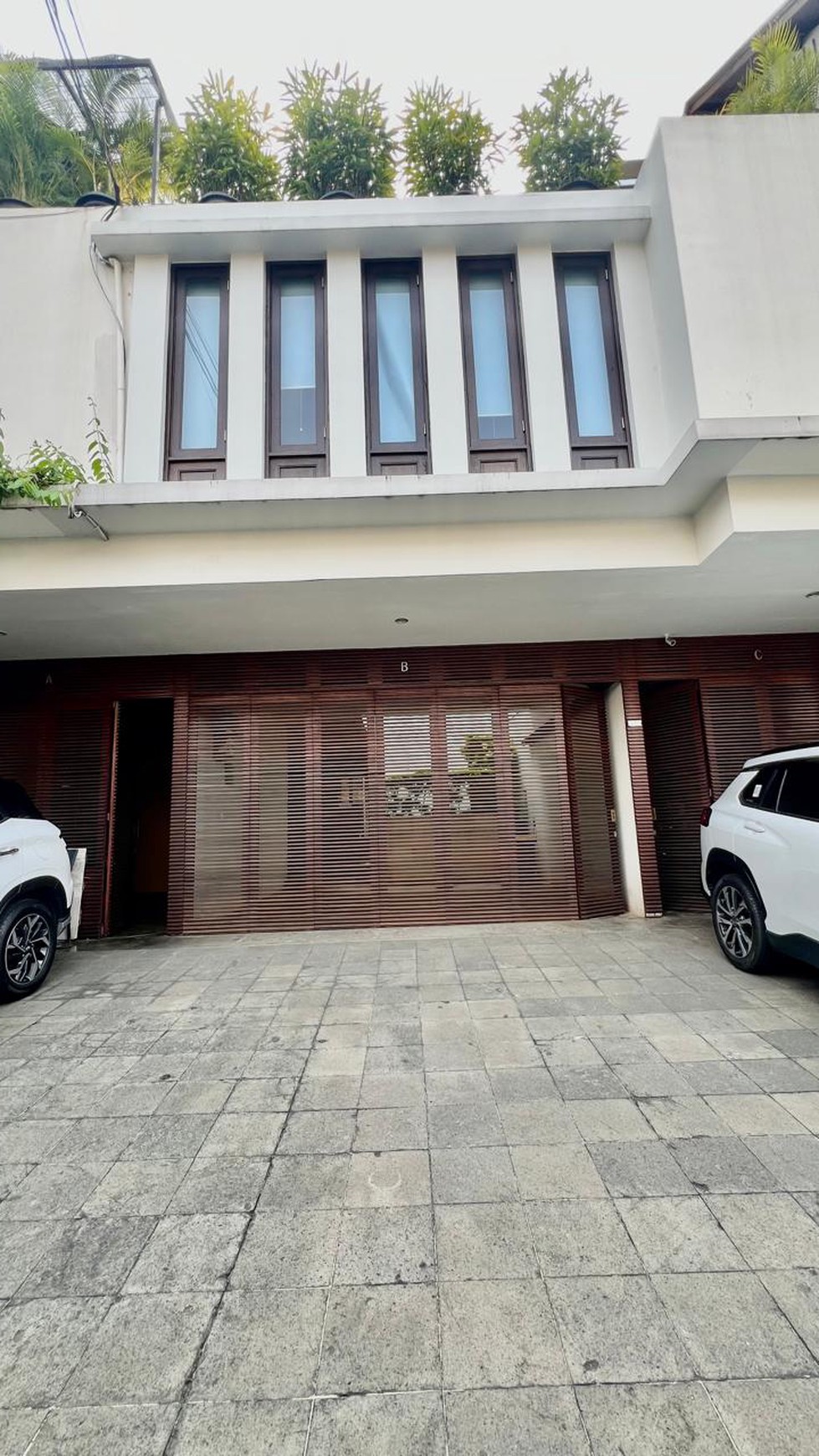 Rumah Bagus Di Jl Setiabudi Timur Jakarta Selatan