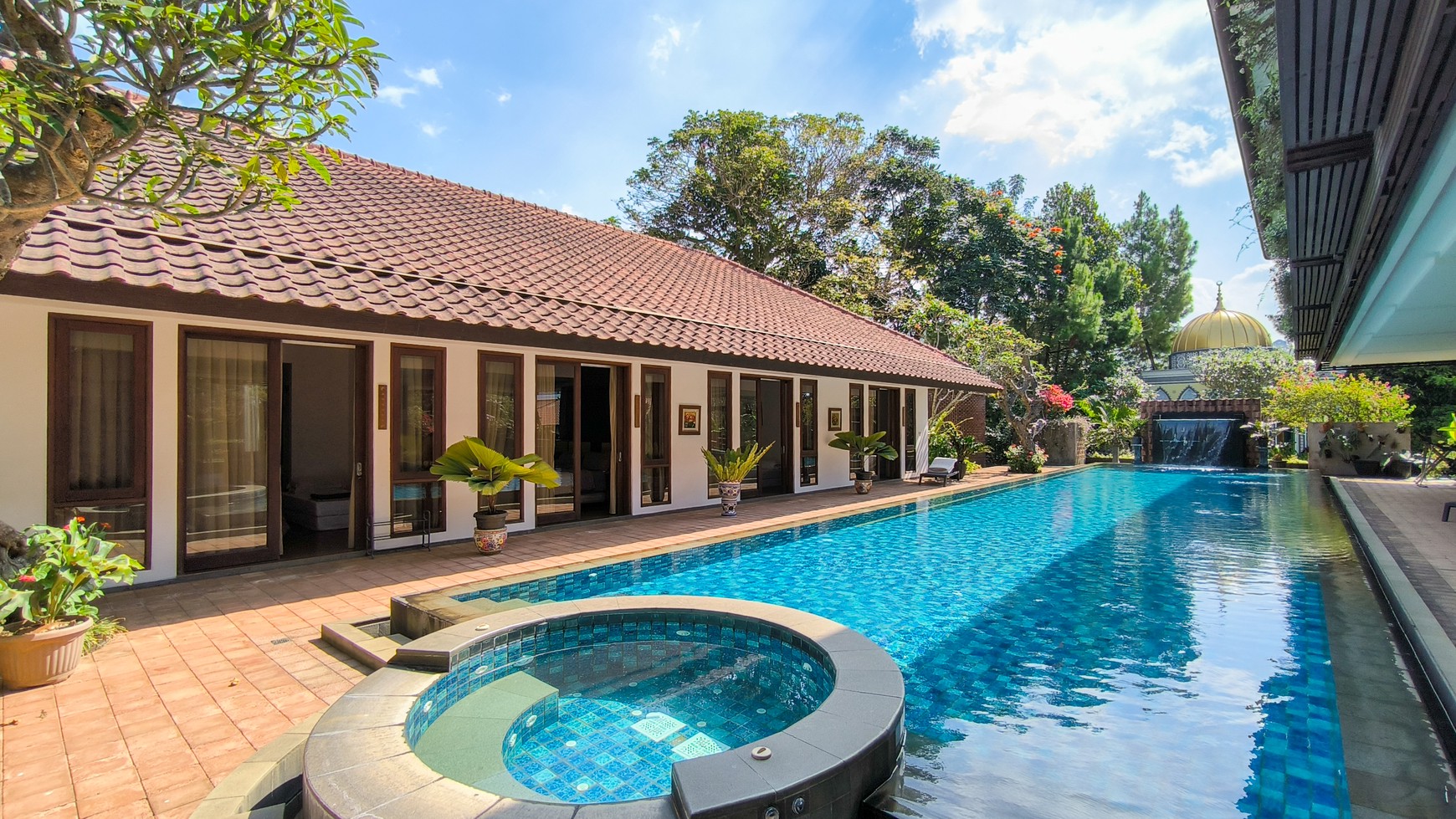 Villa Bagus Di Jl Bumi Asih Lembang Bandung