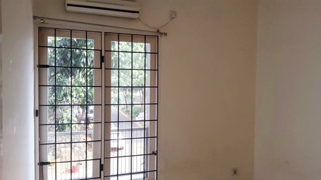 Rumah dalam cluster di Bintaro Jaya 9
